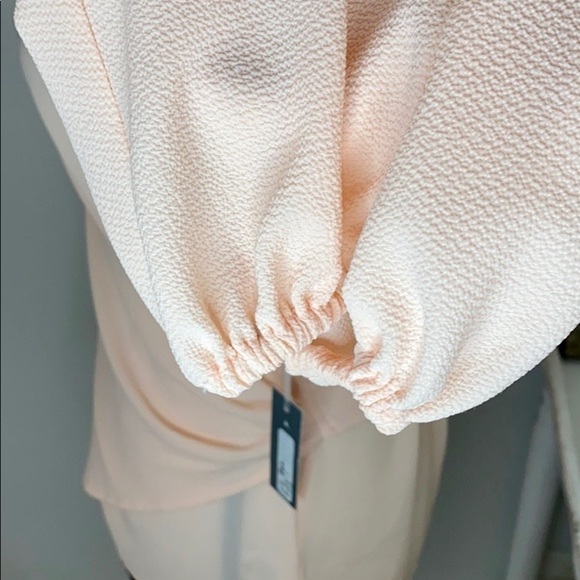 NWT Chelsea28 Wrap Top in Crepe Blush Sz S - Picture 11 of 12